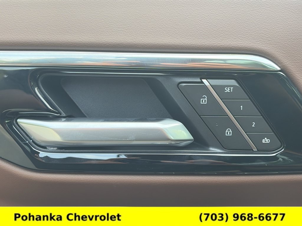 New 2026 Chevrolet Suburban High Country AWD/4WD image 21