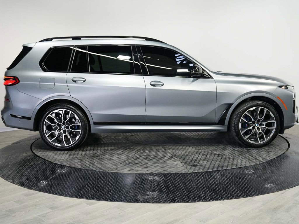 Used 2024 BMW X7 M60i w/ Executive Package AWD/4WD image 5