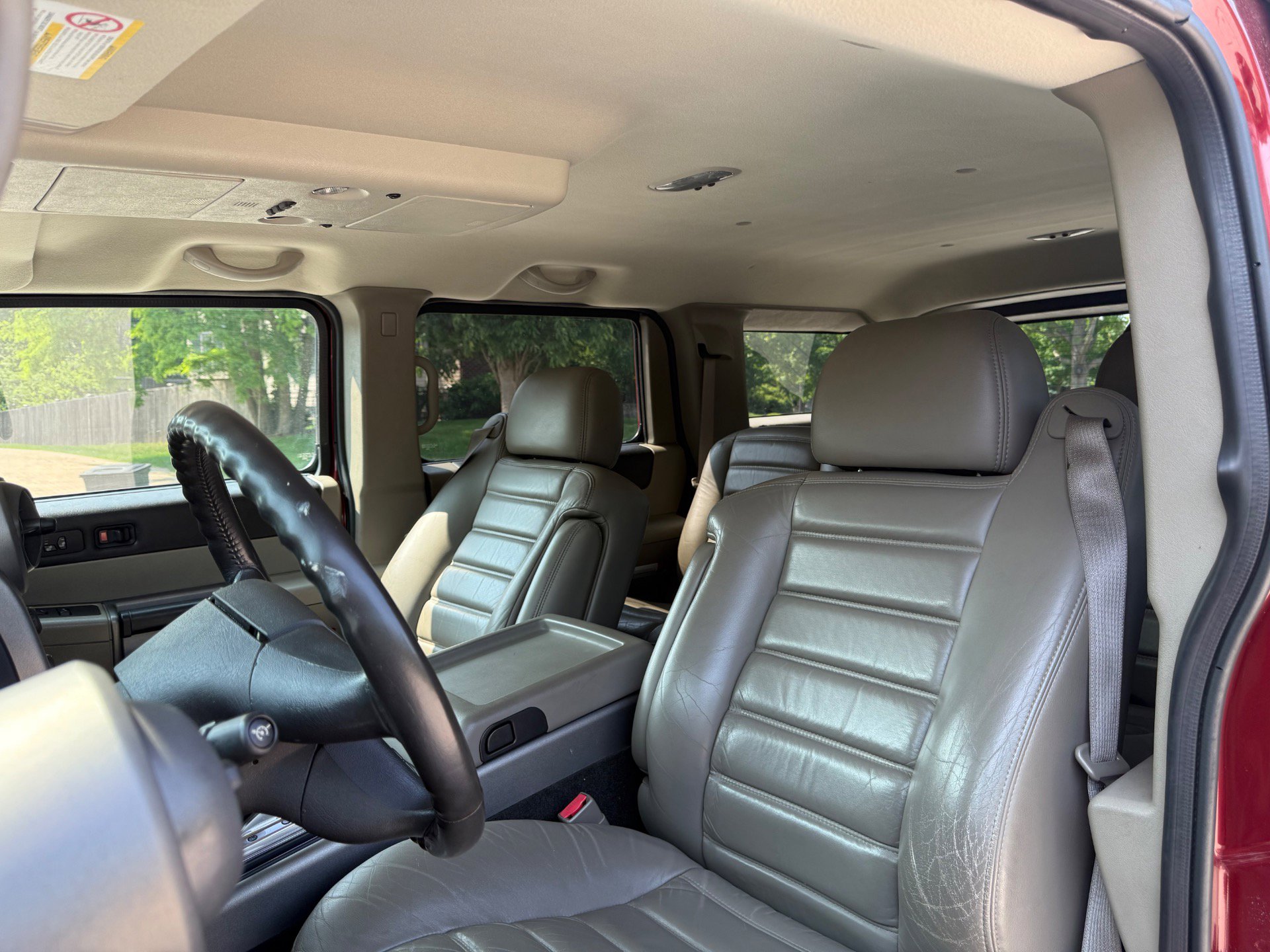 Used 2003 HUMMER H2 Luxury w/ Preferred Equipment Group image 35