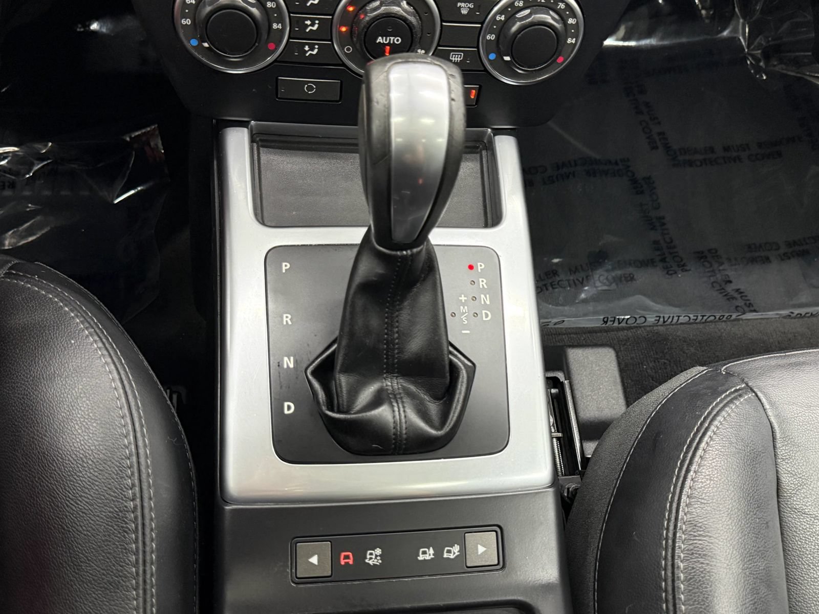 Used 2015 Land Rover LR2 HSE AWD/4WD image 33