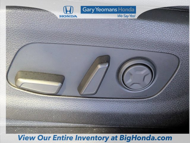 Used 2023 Kia Carnival SX Prestige FWD image 23