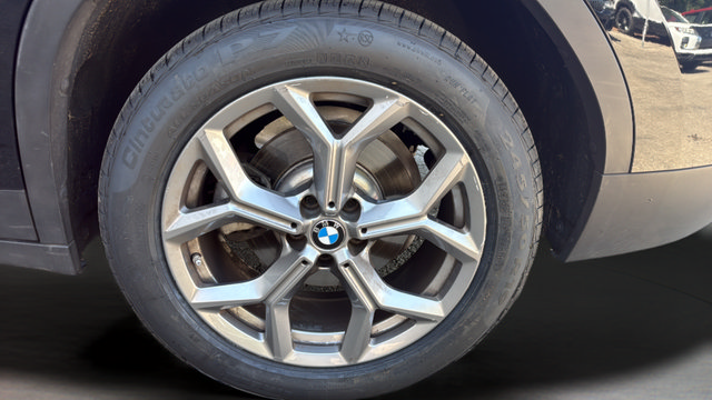 Used 2022 BMW X4 xDrive30i AWD/4WD image 34