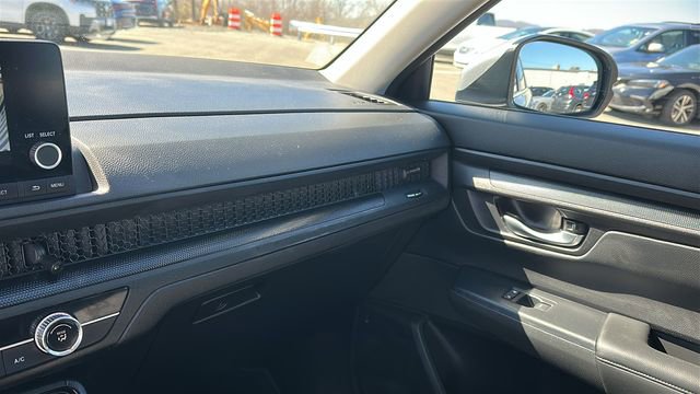 Used 2023 Honda CR-V LX image 18