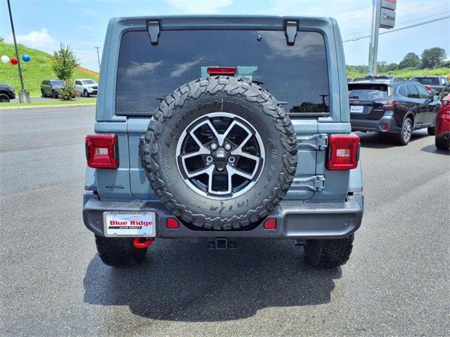 New 2025 Jeep Wrangler Unlimited Rubicon w/ Technology Group image 5