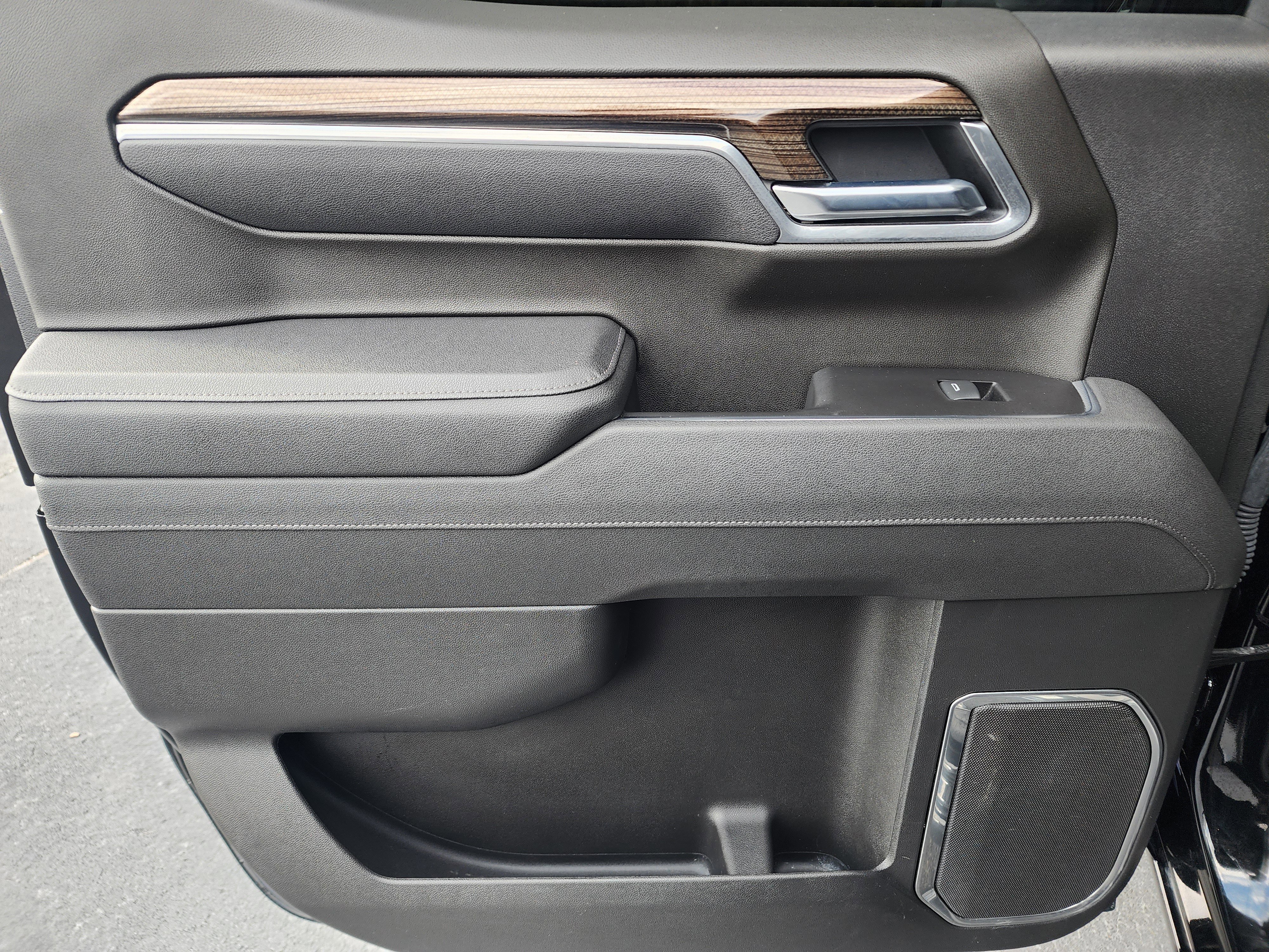 Used 2025 Chevrolet Silverado 1500 RST w/ RST All Star Premium Package image 17