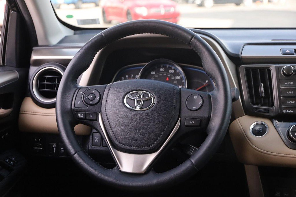 Used 2015 Toyota RAV4 Limited w/ Technology Package image 25