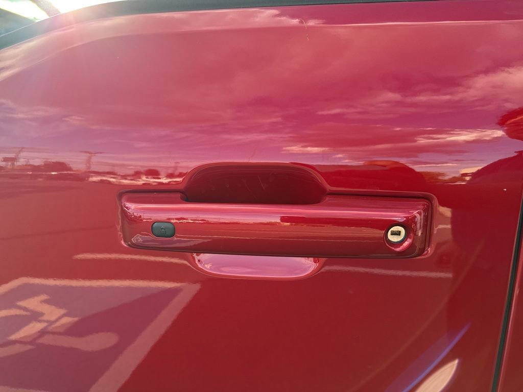 Used 2025 Ford F150 Platinum w/ Equipment Group 702A High image 12