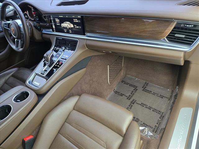 Used 2017 Porsche Panamera Turbo image 21