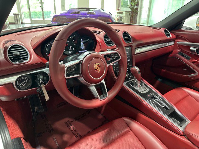 Used 2017 Porsche 718 Boxster RWD image 31
