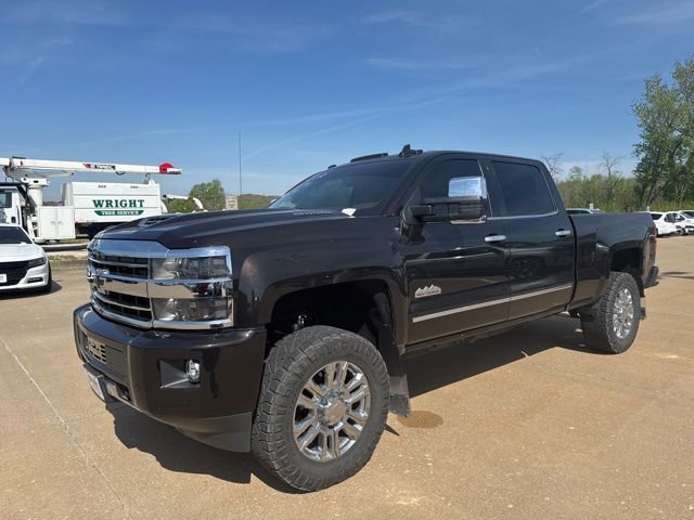 Used 2019 Chevrolet Silverado 2500 High Country AWD/4WD image 8