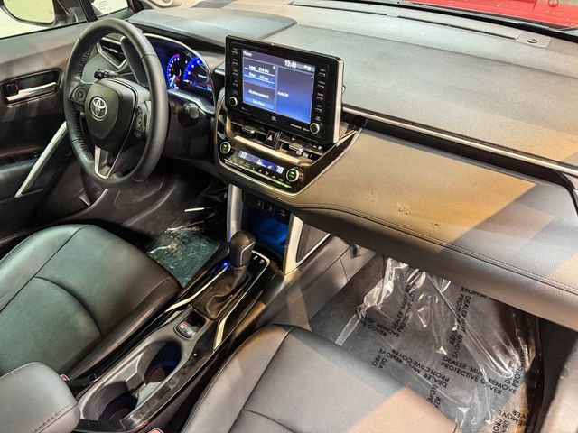 Used 2022 Toyota Corolla Cross XLE w/ Convenience Package image 26