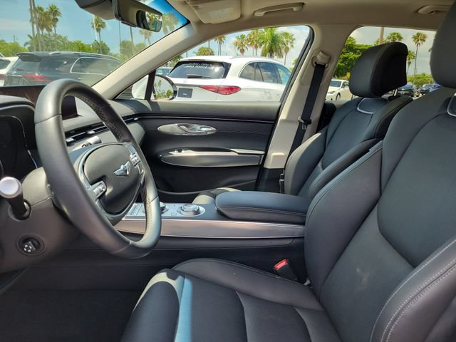Used 2024 Genesis GV70 2.5T w/ Select Package AWD/4WD image 23