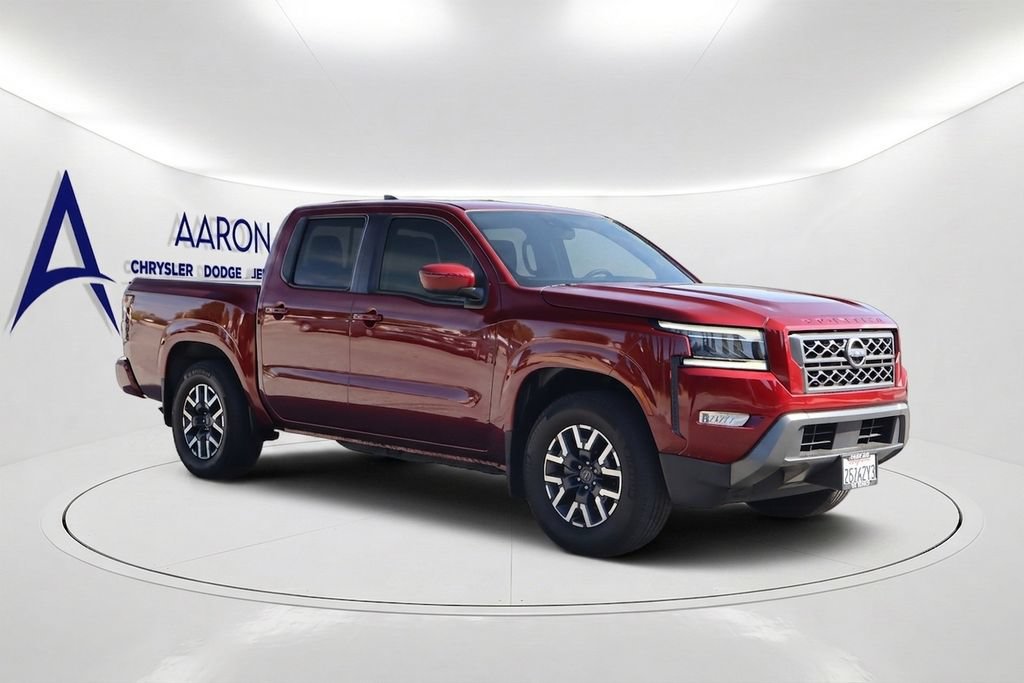 Used 2024 Nissan Frontier SL w/ Technology Package RWD image 3
