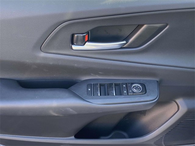 Used 2025 Toyota Prius Plug-In Hybrid image 15