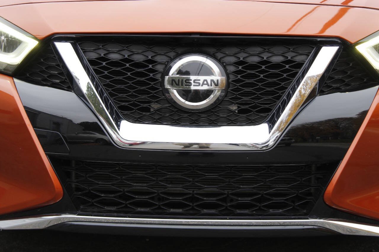 Used 2019 Nissan Maxima SR w/ Premium Package FWD image 15