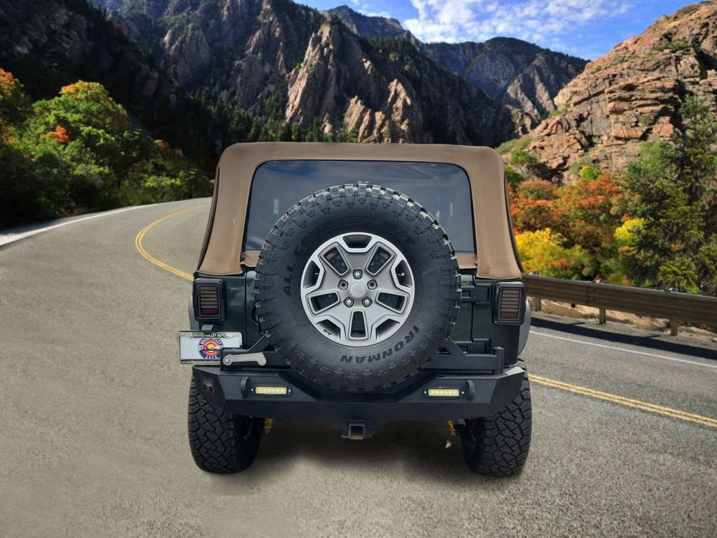 Used 2012 Jeep Wrangler Sahara w/ Dual Top Group AWD/4WD image 4