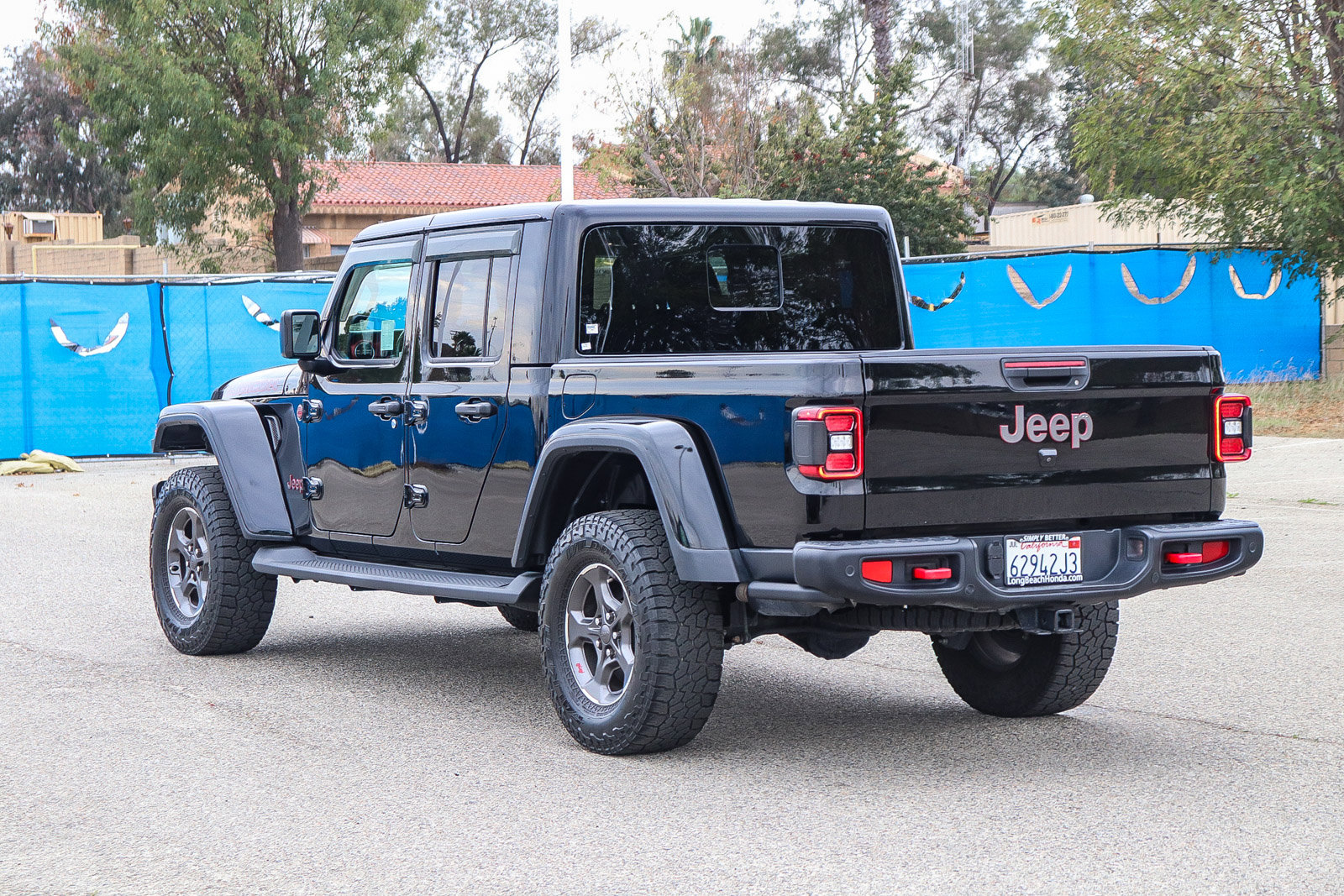 Used 2020 Jeep Gladiator Rubicon image 7