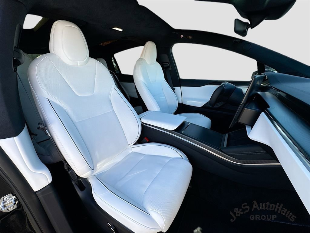 Used 2025 Tesla Model X Plaid image 36