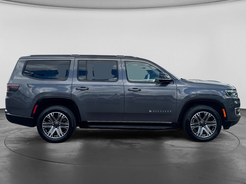 Used 2024 Jeep Wagoneer Series II w/ Flexible Seating Group AWD/4WD image 10