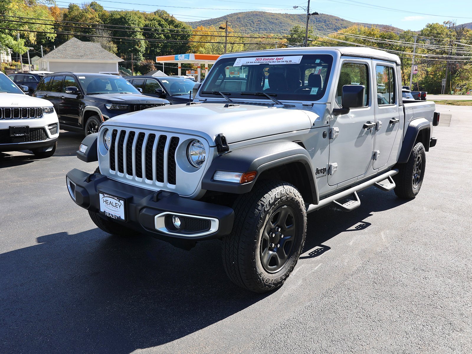 Used 2023 Jeep Gladiator Sport w/ Trailer Tow Package image 3