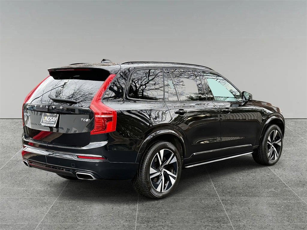 Used 2020 Volvo XC90 T6 R-Design image 10