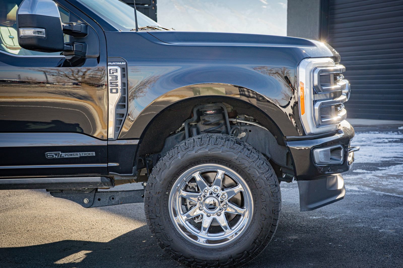 Used 2023 Ford F350 Platinum image 4
