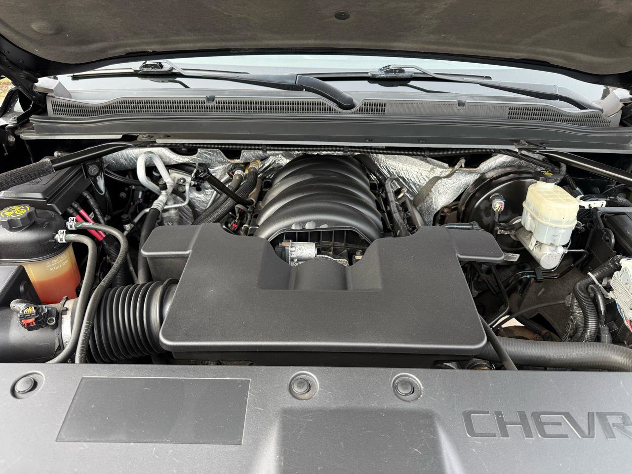 Used 2016 Chevrolet Suburban LT AWD/4WD image 41