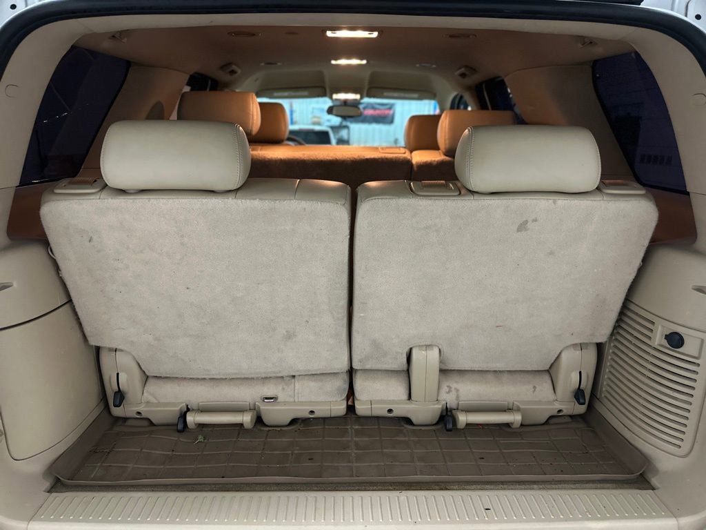 Used 2010 Chevrolet Tahoe LT image 14