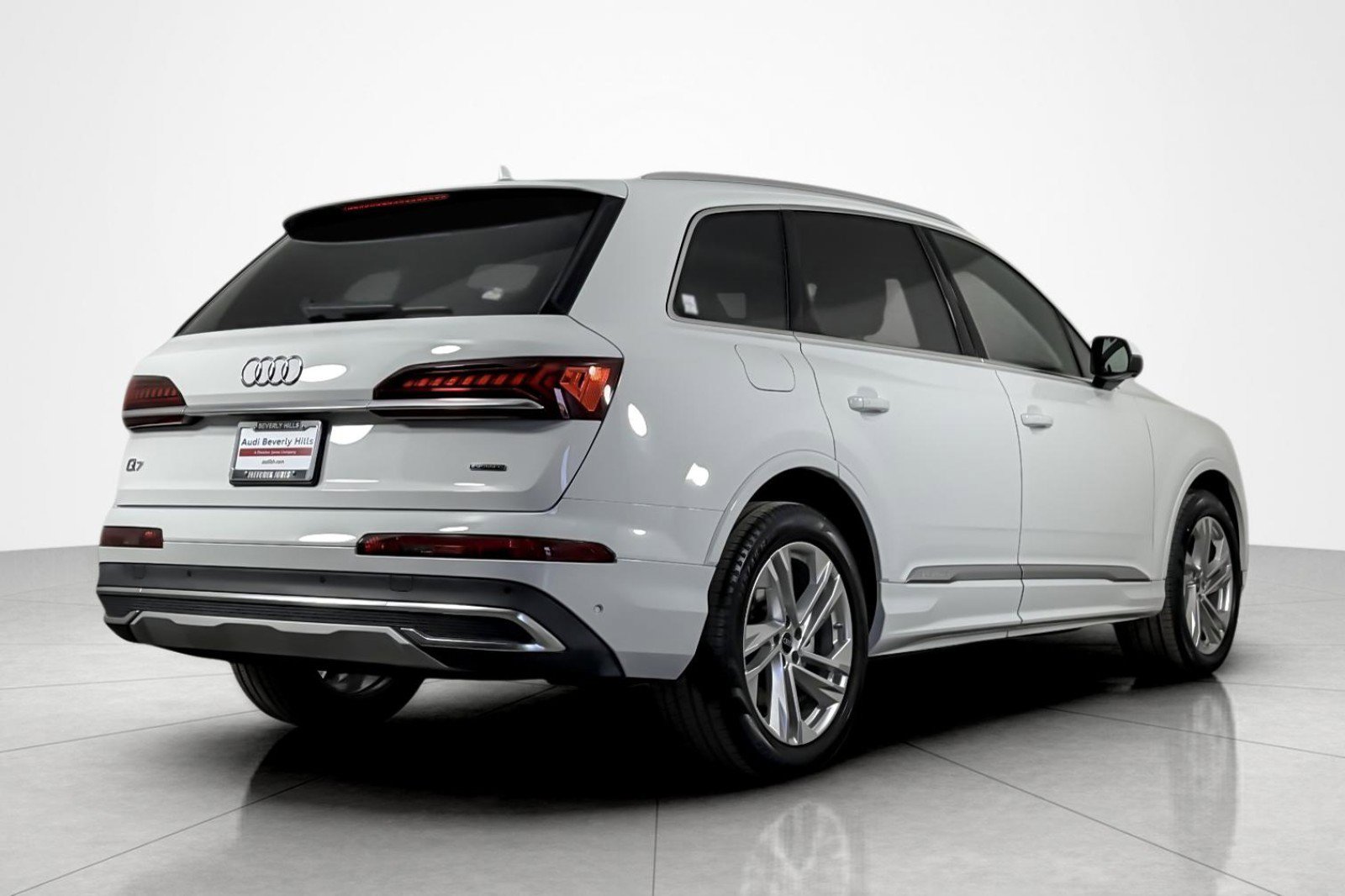Used 2023 Audi Q7 2.0T Premium Plus w/ Premium Plus Package image 5