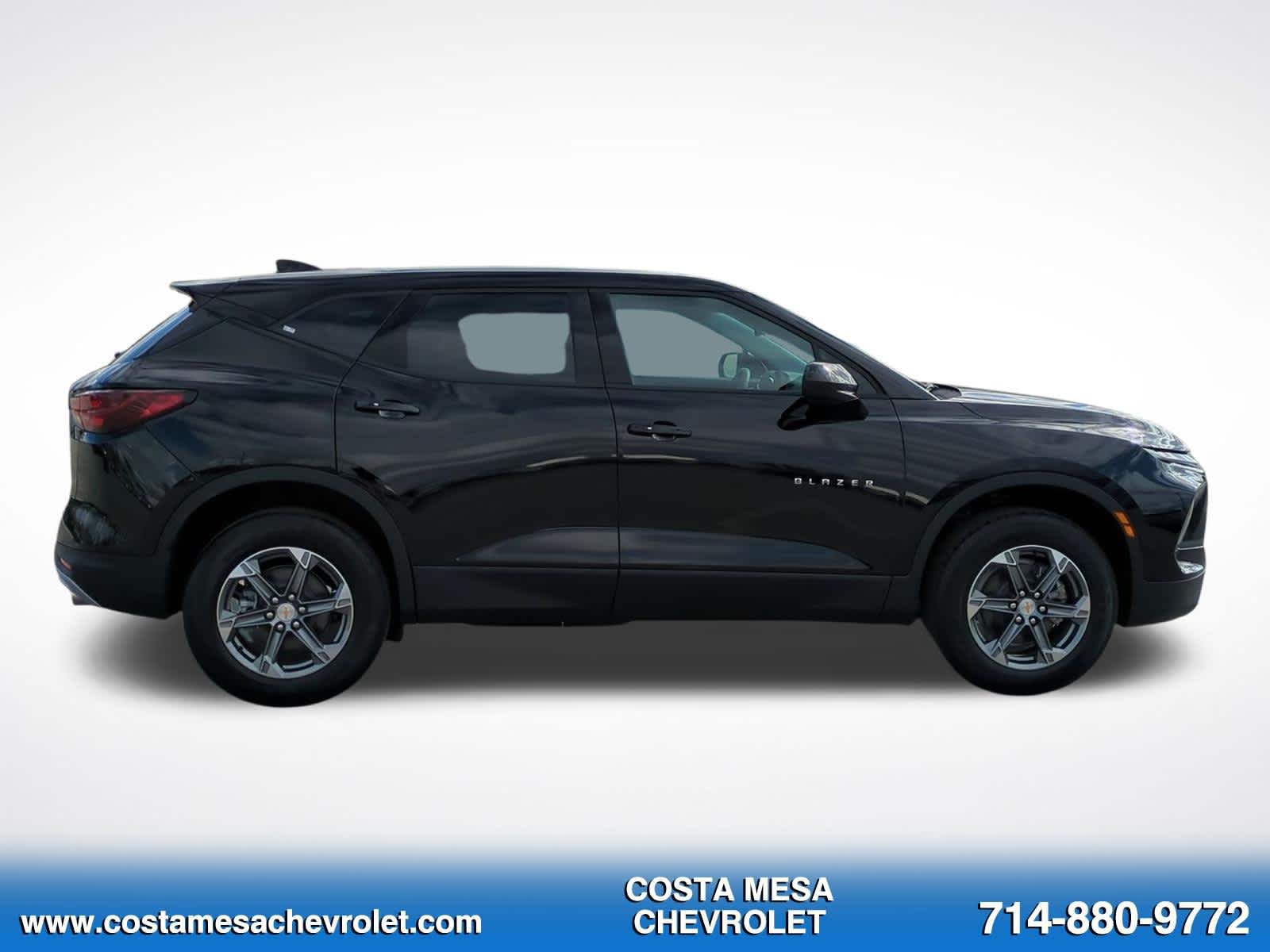 New 2026 Chevrolet Blazer LT FWD image 4