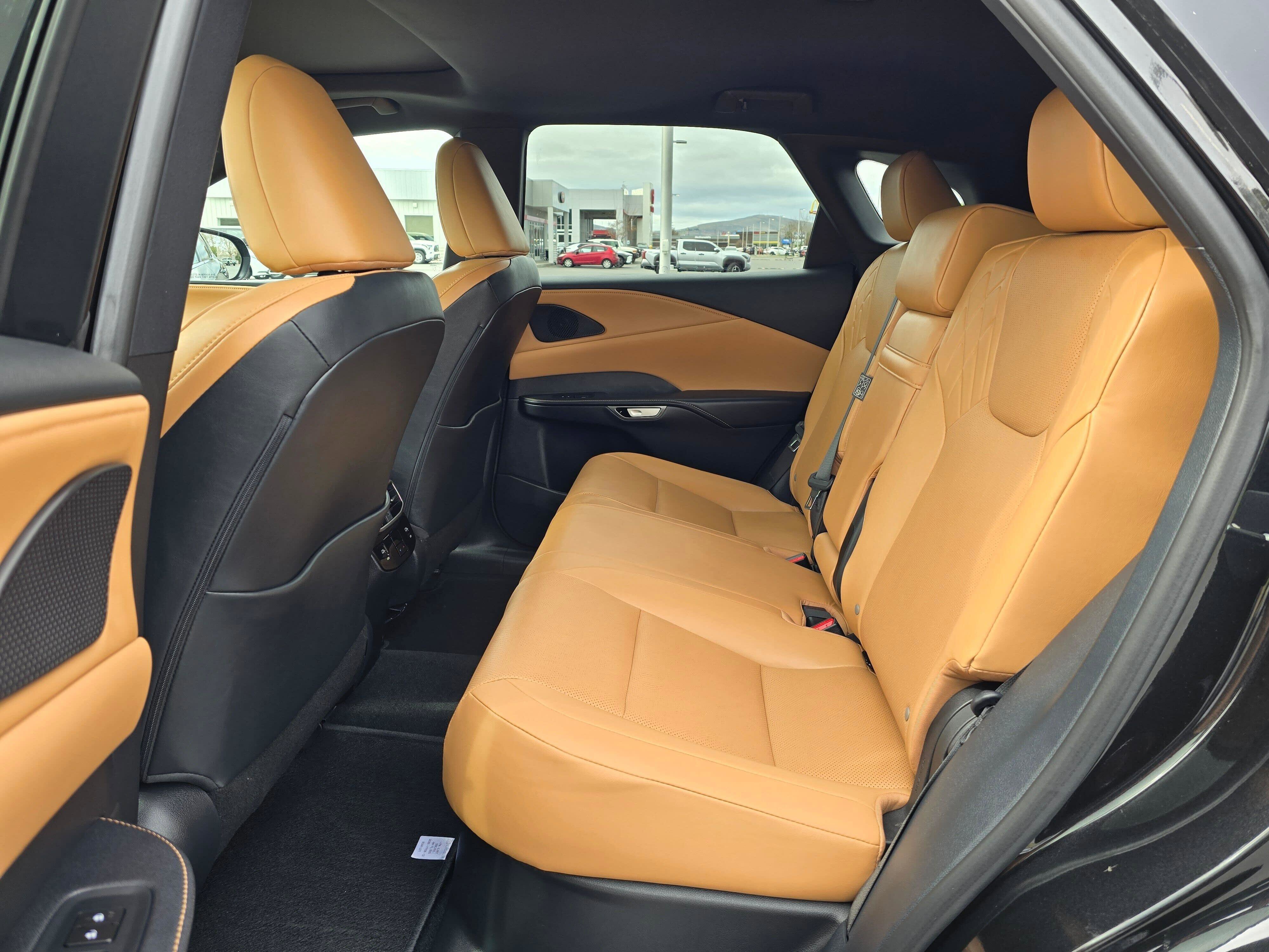 Used 2026 Lexus RX 350 Premium w/ Convenience Package image 17