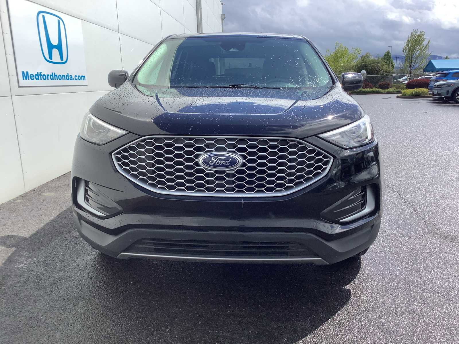 Used 2024 Ford Edge SEL AWD/4WD image 9