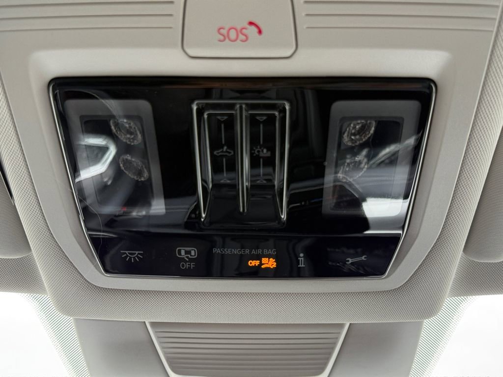 New 2026 Volkswagen Tiguan SE AWD/4WD image 17