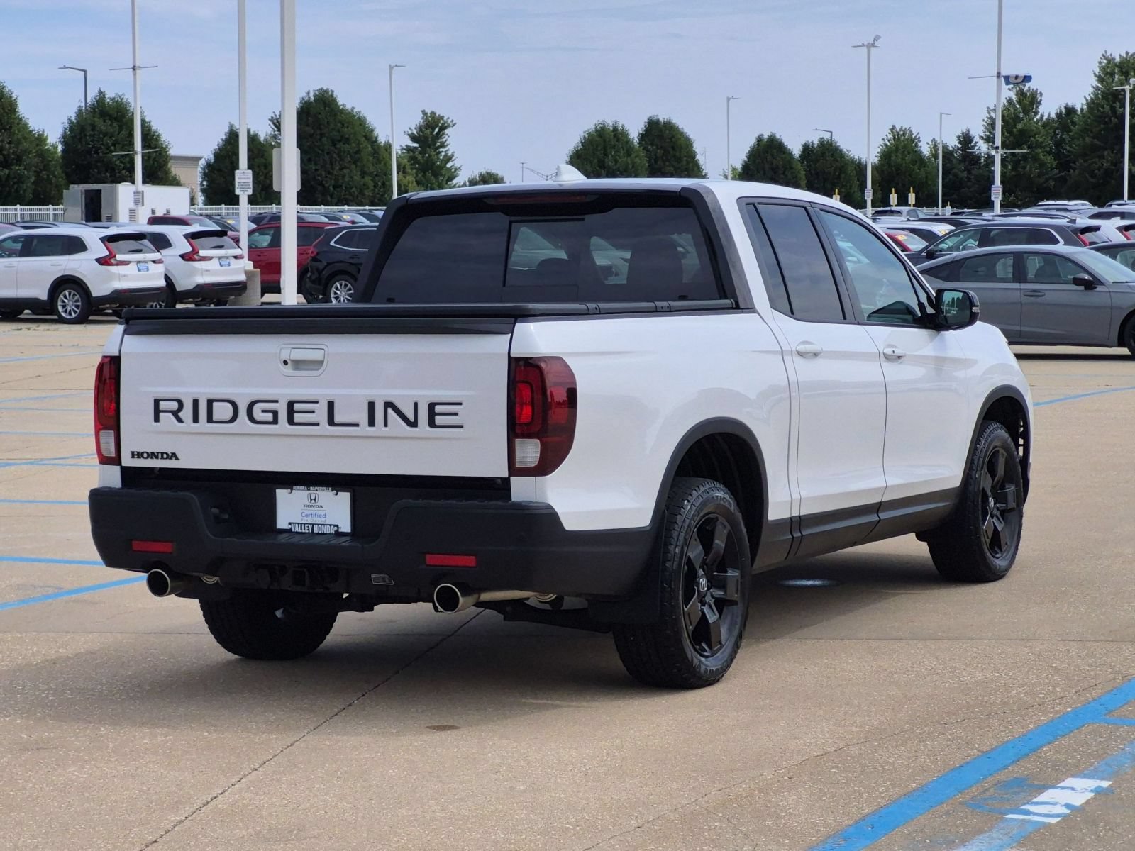 Certified 2024 Honda Ridgeline Black Edition image 6