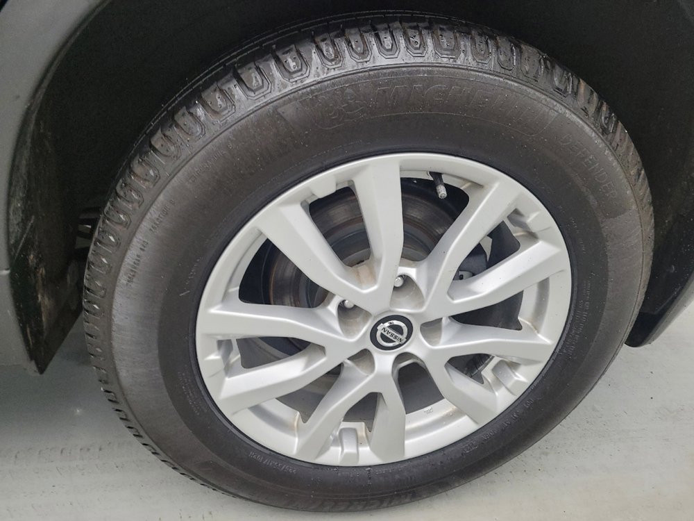 Used 2019 Nissan Rogue SV AWD/4WD image 31