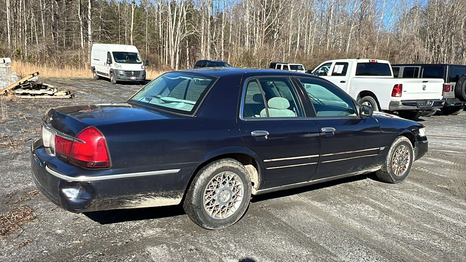 Used 2001 Mercury Grand Marquis GS image 8