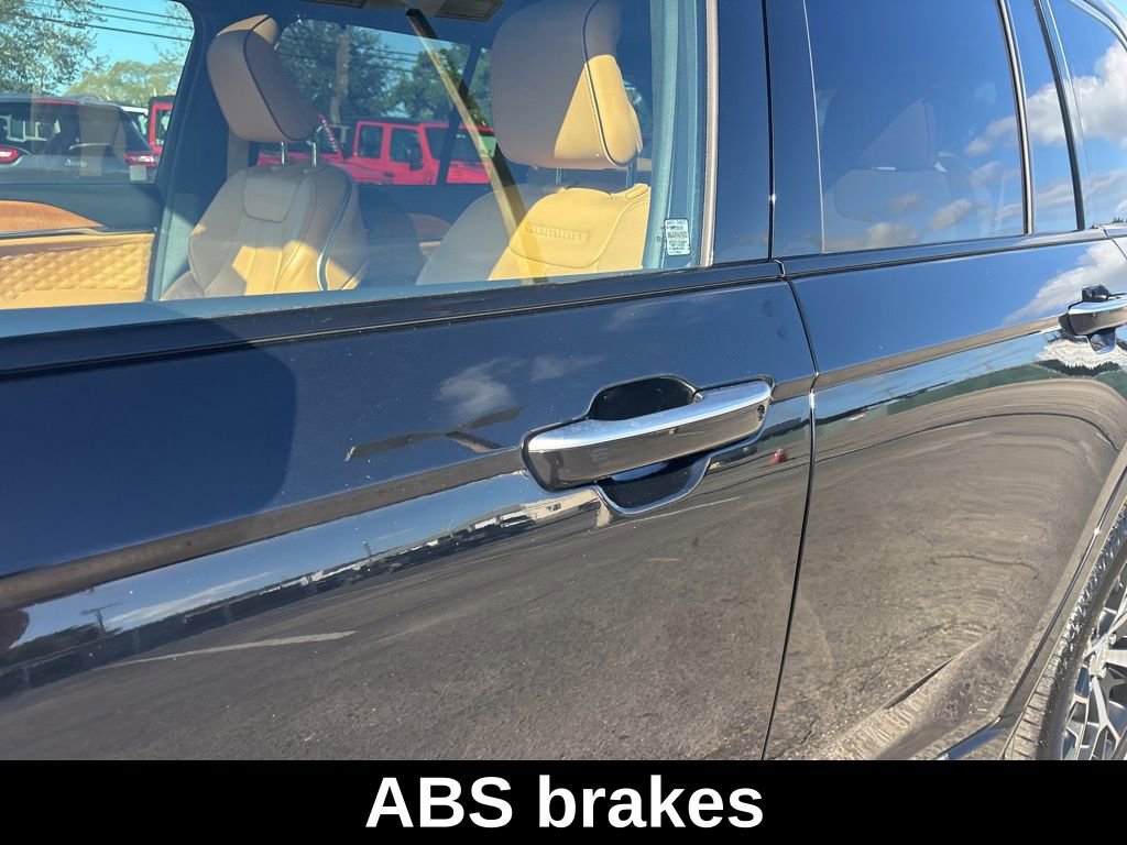 Used 2024 Jeep Grand Cherokee Summit image 22