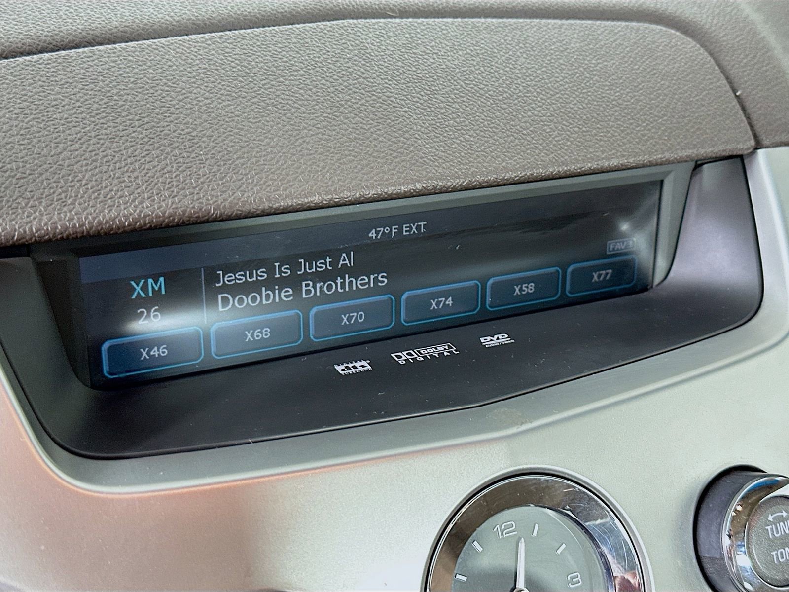 Used 2010 Cadillac CTS Luxury image 14