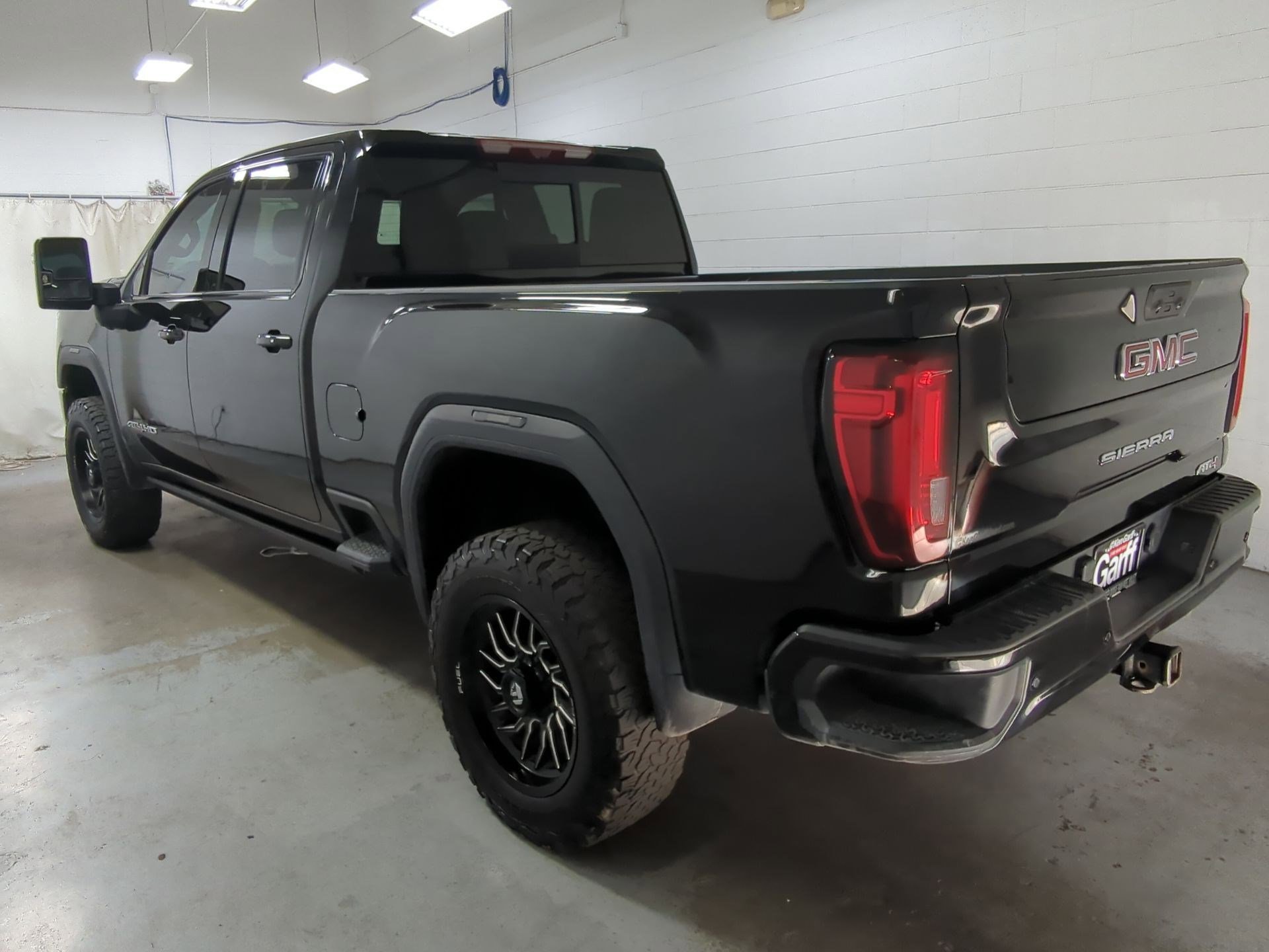 Used 2022 GMC Sierra 3500 AT4 w/ AT4 Premium Plus Package image 8