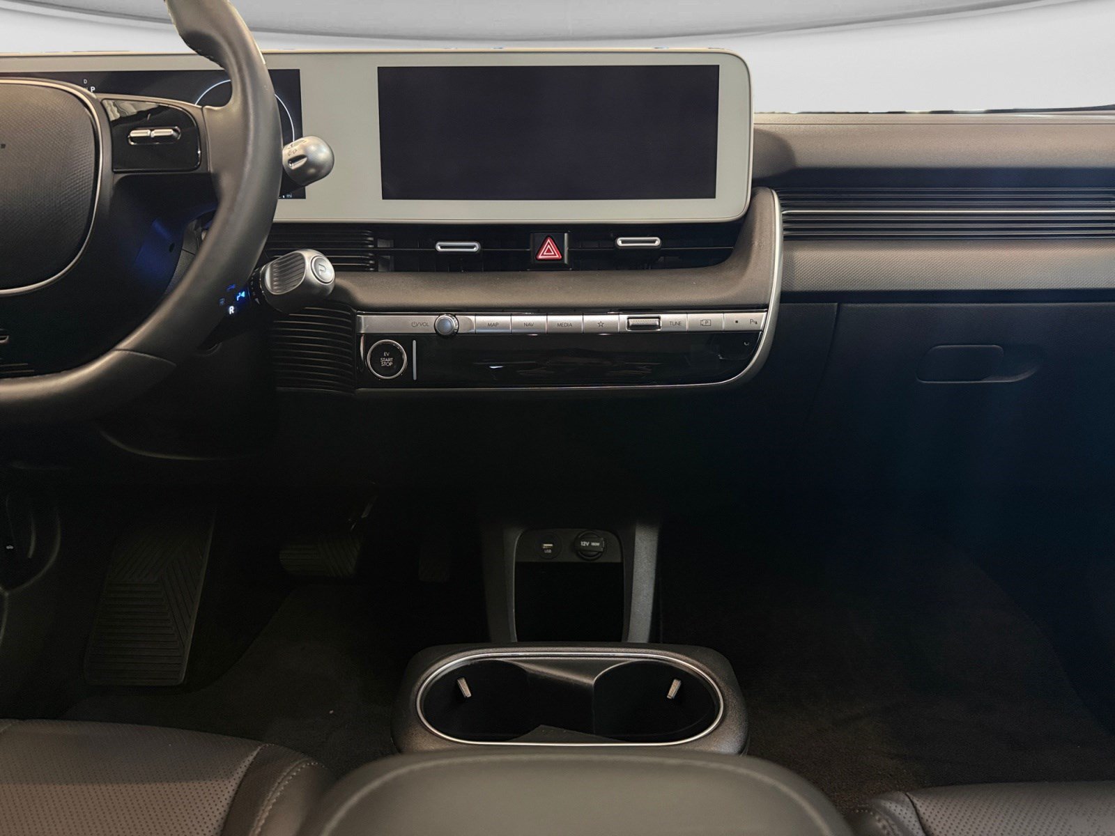 Used 2024 Hyundai Ioniq 5 Limited AWD/4WD image 12