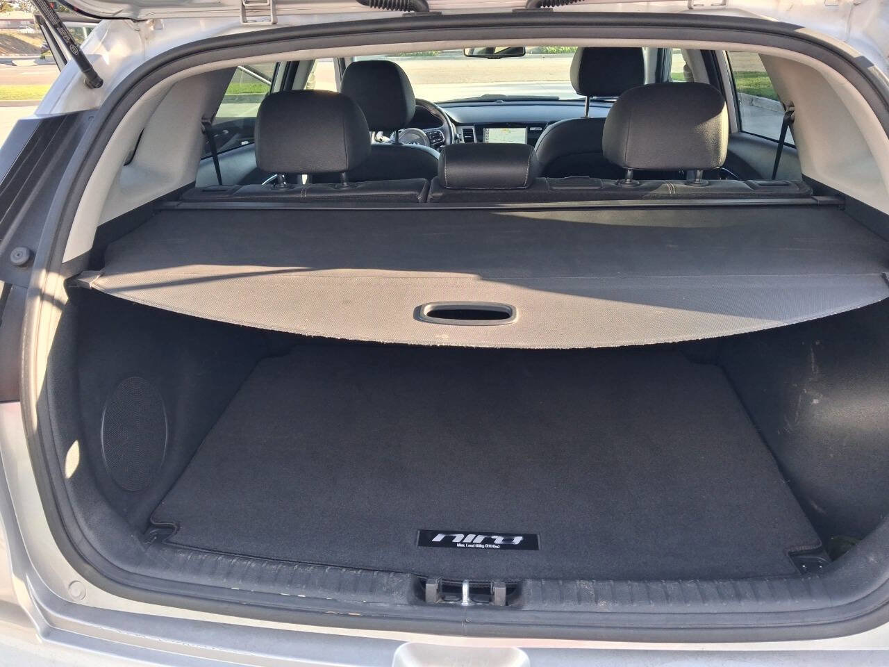 Used 2018 Kia Niro Touring w/ Paint Protection Package image 28