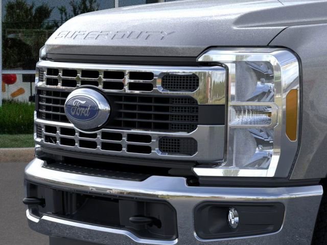 New 2026 Ford F350 XLT w/ FX4 Off-Road Package image 17