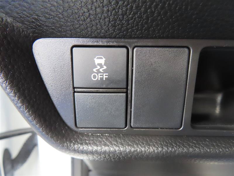 Used 2023 Honda HR-V LX image 17