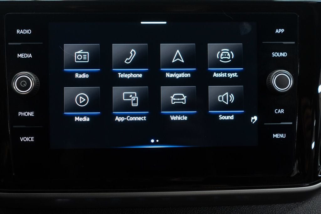 Used 2023 Volkswagen Atlas Cross Sport SE w/ Black Wheel Package AWD/4WD image 24