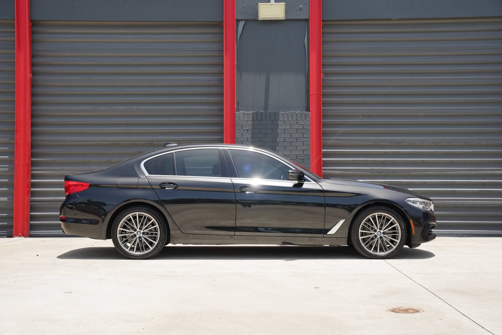 Used 2020 BMW 540i xDrive w/ Premium Package AWD/4WD image 4