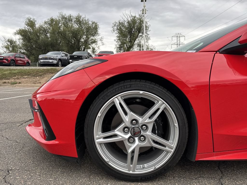 Used 2025 Chevrolet Corvette Stingray Convertible w/ 1LT RWD image 34