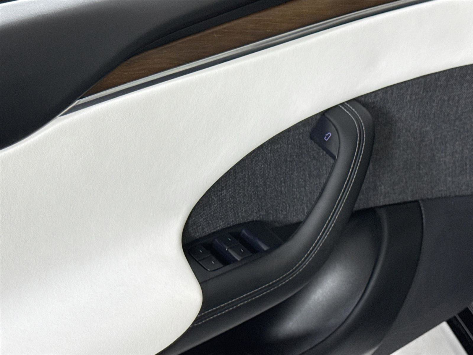Used 2021 Tesla Model S Long Range image 13