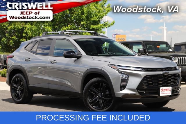 Used 2025 Chevrolet Trax ACTIV w/ Driver Confidence Package image 1