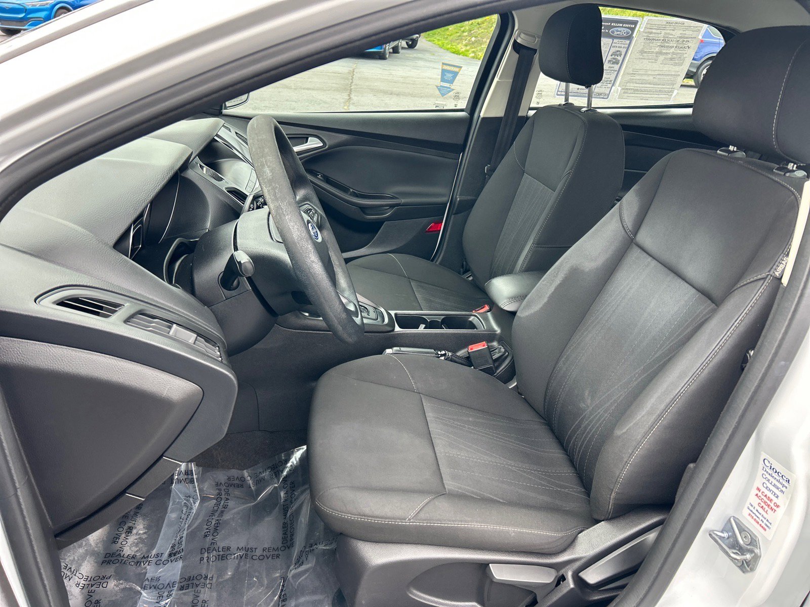 Certified 2018 Ford Focus SE image 7