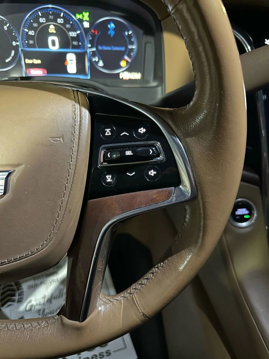 Used 2015 Cadillac Escalade Platinum image 39